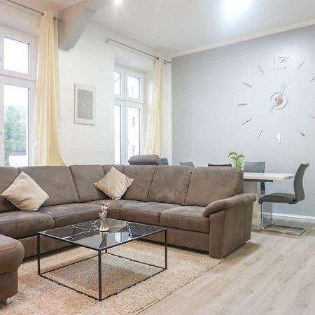 Apartment In Wuppertal - Charmante 3-Zimmer-Oase Mit Kamin Und Badewanne 外观 照片