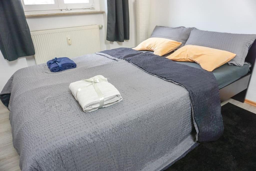 Apartment In Wuppertal - Charmante 3-Zimmer-Oase Mit Kamin Und Badewanne 外观 照片