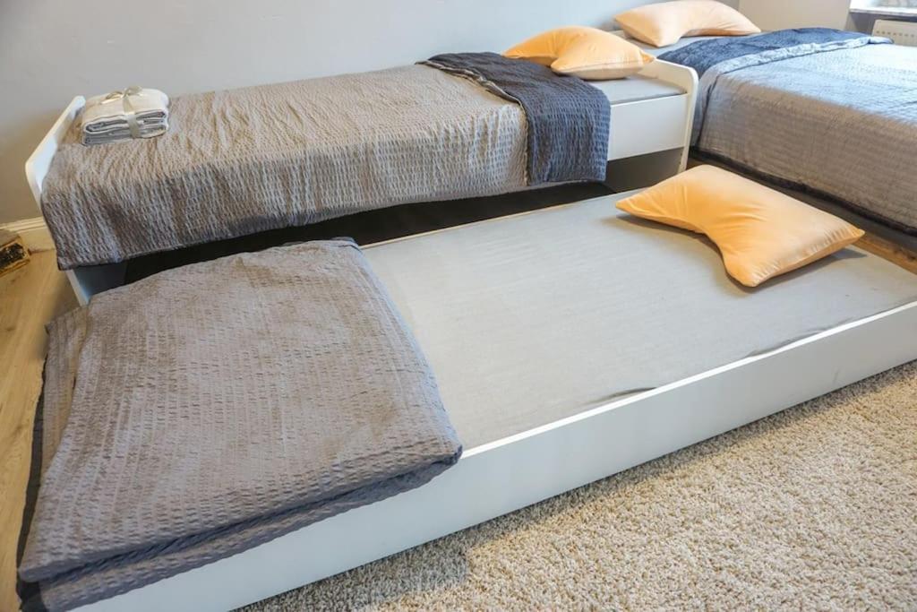 Apartment In Wuppertal - Charmante 3-Zimmer-Oase Mit Kamin Und Badewanne 外观 照片