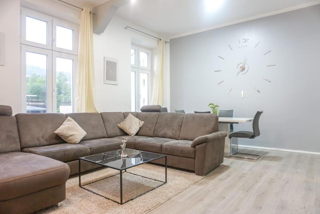 Apartment In Wuppertal - Charmante 3-Zimmer-Oase Mit Kamin Und Badewanne 外观 照片