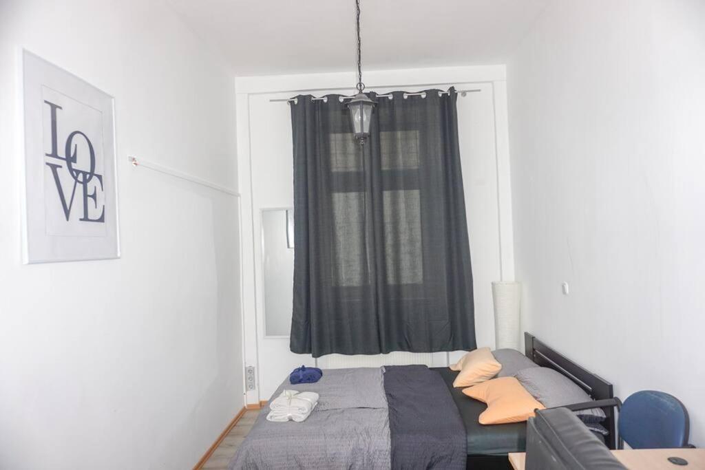 Apartment In Wuppertal - Charmante 3-Zimmer-Oase Mit Kamin Und Badewanne 外观 照片