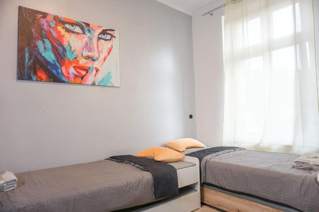 Apartment In Wuppertal - Charmante 3-Zimmer-Oase Mit Kamin Und Badewanne 外观 照片