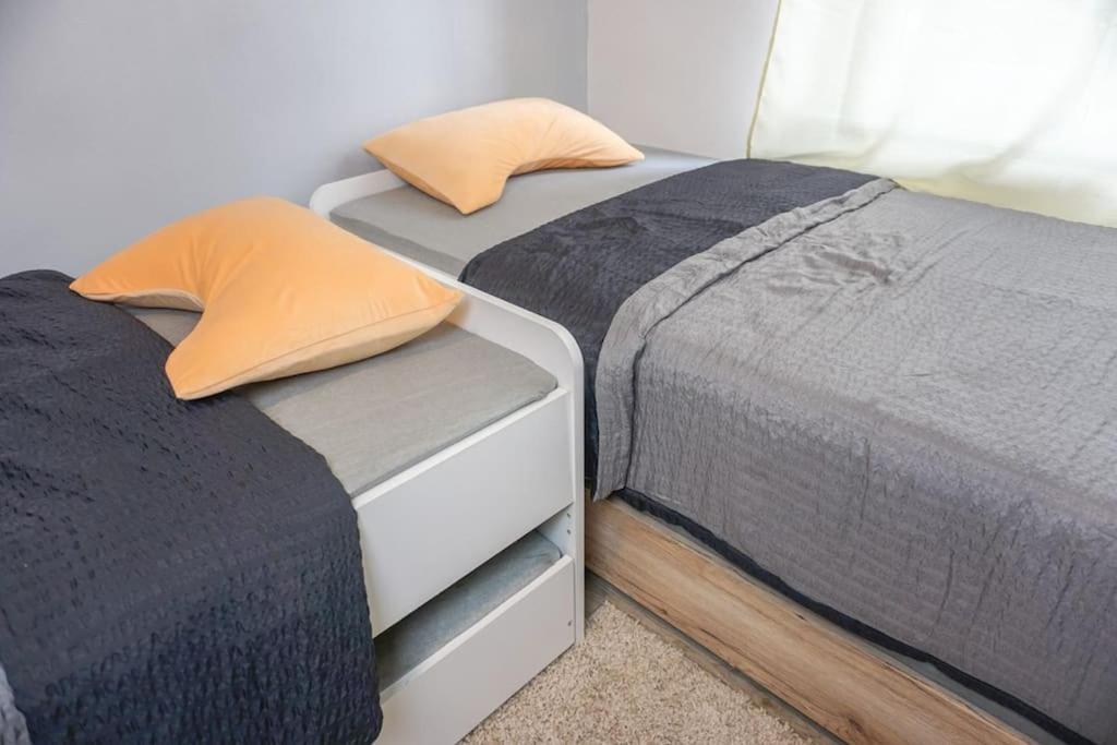 Apartment In Wuppertal - Charmante 3-Zimmer-Oase Mit Kamin Und Badewanne 外观 照片